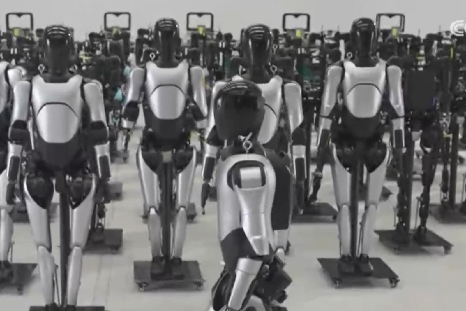 央视报道！揭秘银河galaxy集团机器人量产超级工厂